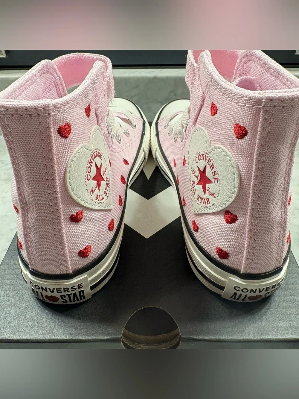 Converse Chuck Taylor All Star Easy On High Top Pink Hearts Little Girl 11 or 12